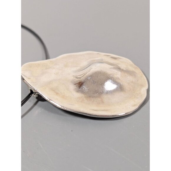 Chico's Silver Tone Teardrop Pendant Necklace On Wire Choker Chain 26" - Picture 7 of 7